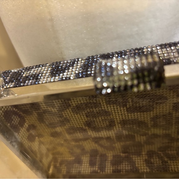 Leopard Black Gold Gray Hues Crystal Clutch Purse NWOT - Picture 6 of 6